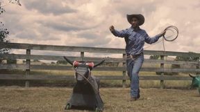 Daniel Ricciardo jak kowboj! Zobacz nietypowe przygotowania do GP USA