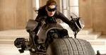 ''Mroczny Rycerz powstaje'': Anne Hathaway polubiła Kobietę-Kota