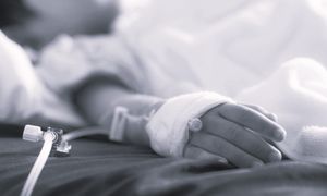 2,5-latek zmarł po zatruciu środkiem na krety. Jest decyzja prokuratury