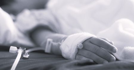 2,5-latek zmarł po zatruciu środkiem na krety. Jest decyzja prokuratury