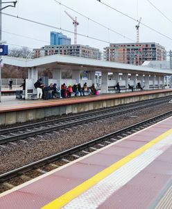 Problemy pasażerów na Dworcu Gdańskim w Warszawie