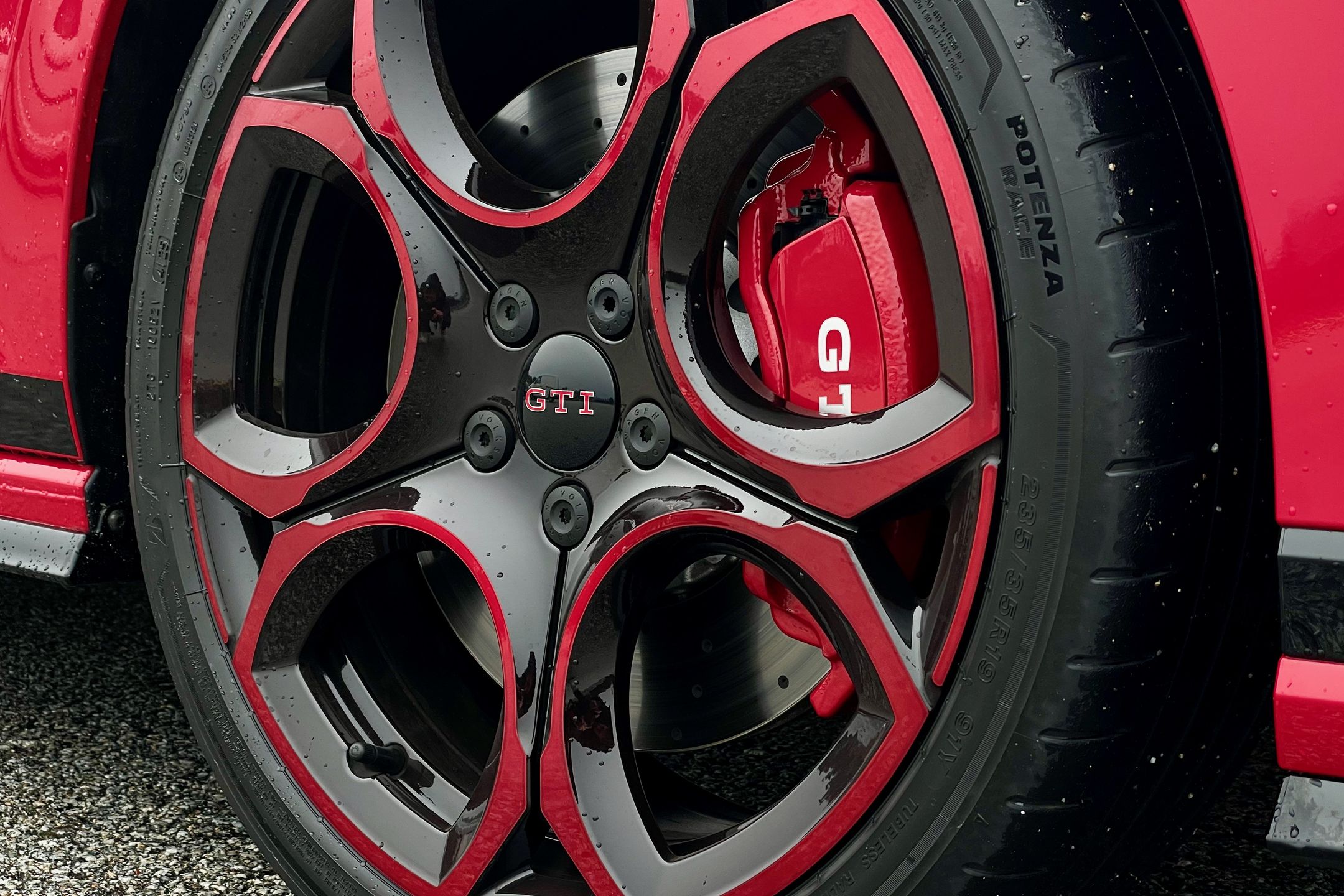 Volkswagen Golf GTI Edition 50