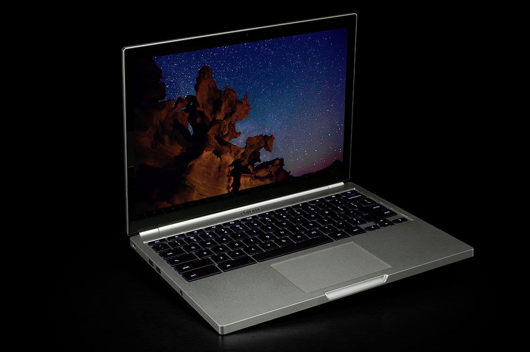 Chromebook Pixel drugiej generacji: Google też stawia na zasilanie przez USB Type-C
