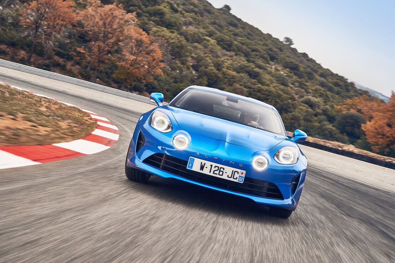 Wiemy już, ile kosztuje Alpine A110. Rzeczywiście jest konkurentem Porsche