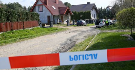 Dramat w Kobylej Górze. Nieoficjalne ustalenia po śmierci dziewczynek