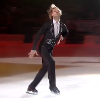 Łyżwiarstwo figurowe: Pluszczenko wycofuje się i kończy karierę!
