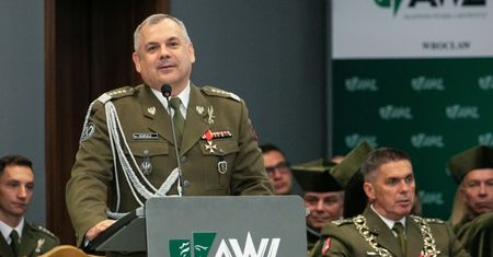 Gen. Kukuła mówił "do ruskich"? Od wczoraj nie milkną komentarze