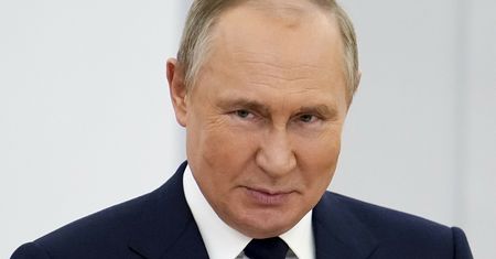 Putin chciał rozbić duży kraj UE. Był gotów wysłać żołnierzy