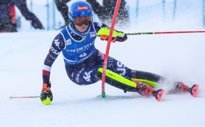 Eurosport 2 HD Narciarstwo alpejskie: Zawody Pucharu Świata w Courchevel - 1. przejazd slalomu kobiet
