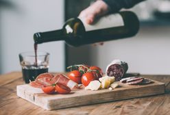 Jak łączyć wino z potrawami? Zostań mistrzem kuchni