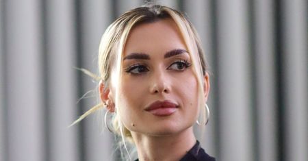Tiktokerka opublikowała nowy filmik z Wersow. Internauci jej NIE ROZPOZNALI: "Kim jest ta dziewczyna po prawej?!"