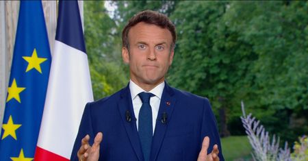 Prezydent Francji obiecuje poprawę. Macron: ''inaczej rządzić i stanowić prawo''