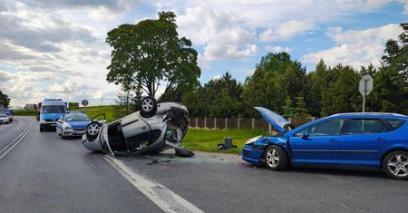Wypadek w Cekanowie - trzy osoby w szpitalu!