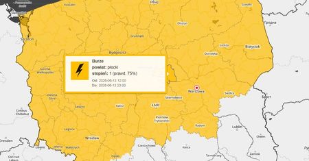 Uwaga na burze! Wydano ostrzeżenie meteorologiczne. Możliwy grad, silny wiatr i intensywne opady deszczu!