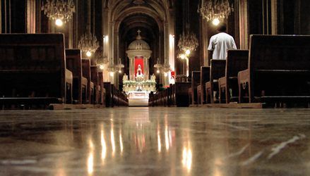 30% młodych Polaków chodzi do kościoła