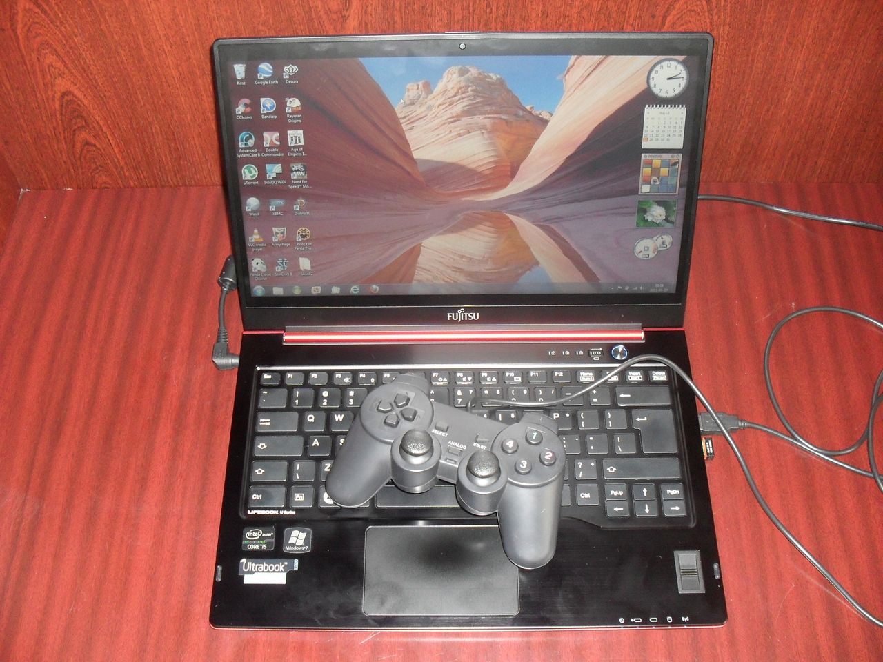 Fujitsu Lifebook U772 - czas na rozrywkę