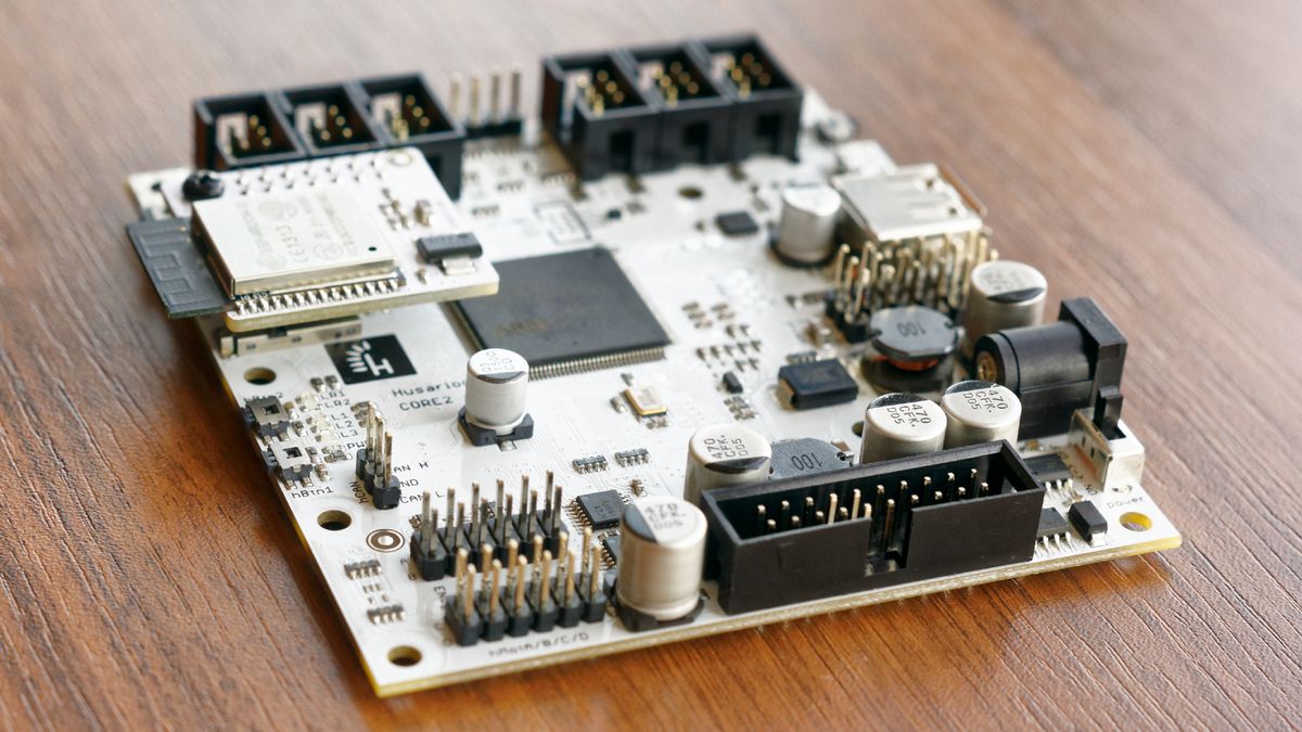Husarion CORE2 – polski kontroler IoT z ogromnym potencjałem 1