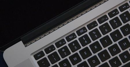 Apple dopiero teraz łaskawie naprawi wadliwe MacBooki Pro