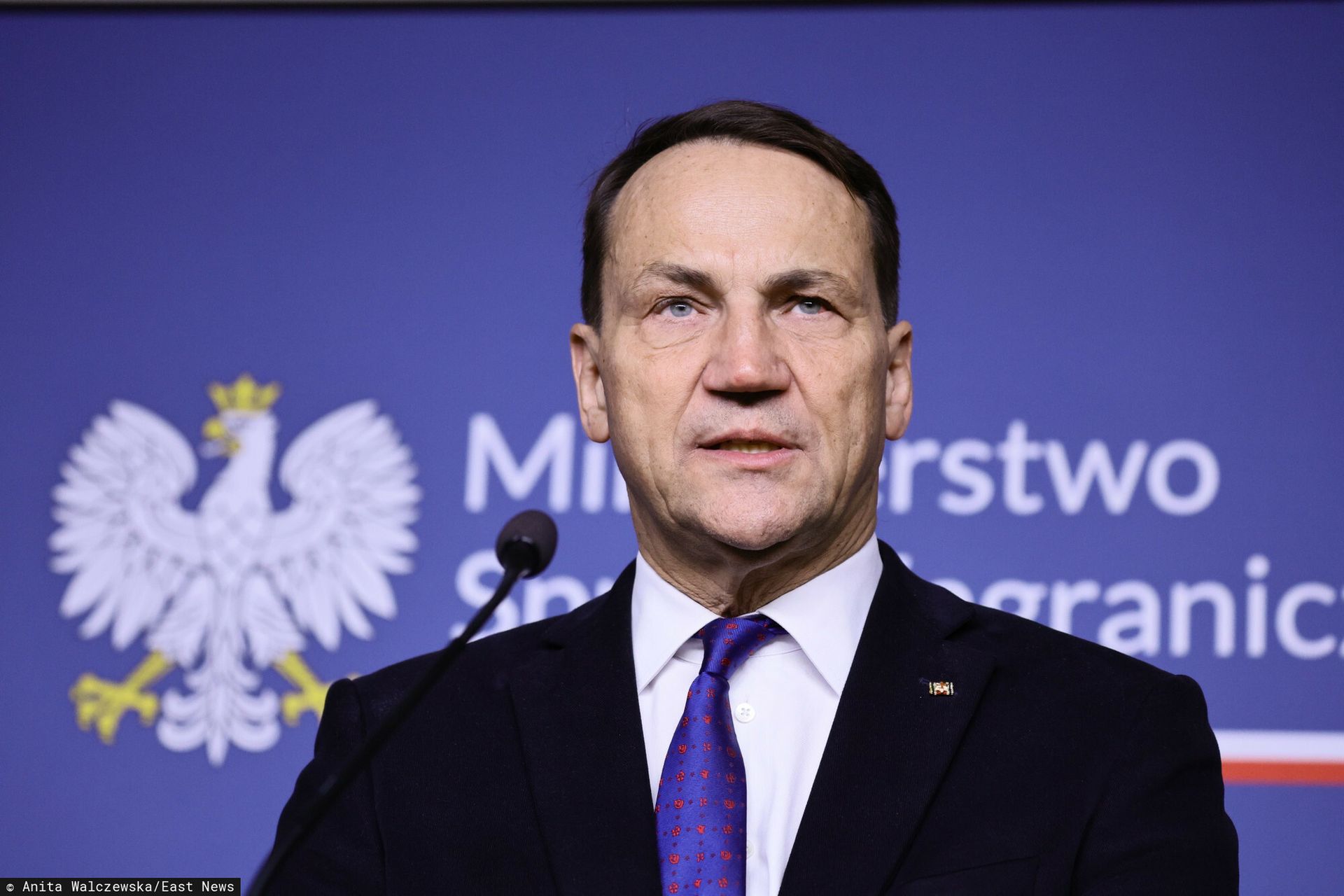 wiadomości,aktualności,WP Wiadomości Expose Sikorskiego przełożone. Czarzasty zabrał głos