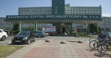 W Radomiu z powodu koronawirusa zmarł pracownik szpitala. To pierwszy taki przypadek w Polsce