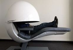 Spać w pracy to nie grzech. Ale nie w Polsce!