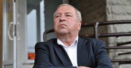 Stuhr o imigrantach: "Znów POCZUŁEM SIĘ WYRZUCONY do bloku wschodniego! Rządzący powinni OTWORZYĆ KRAJ"