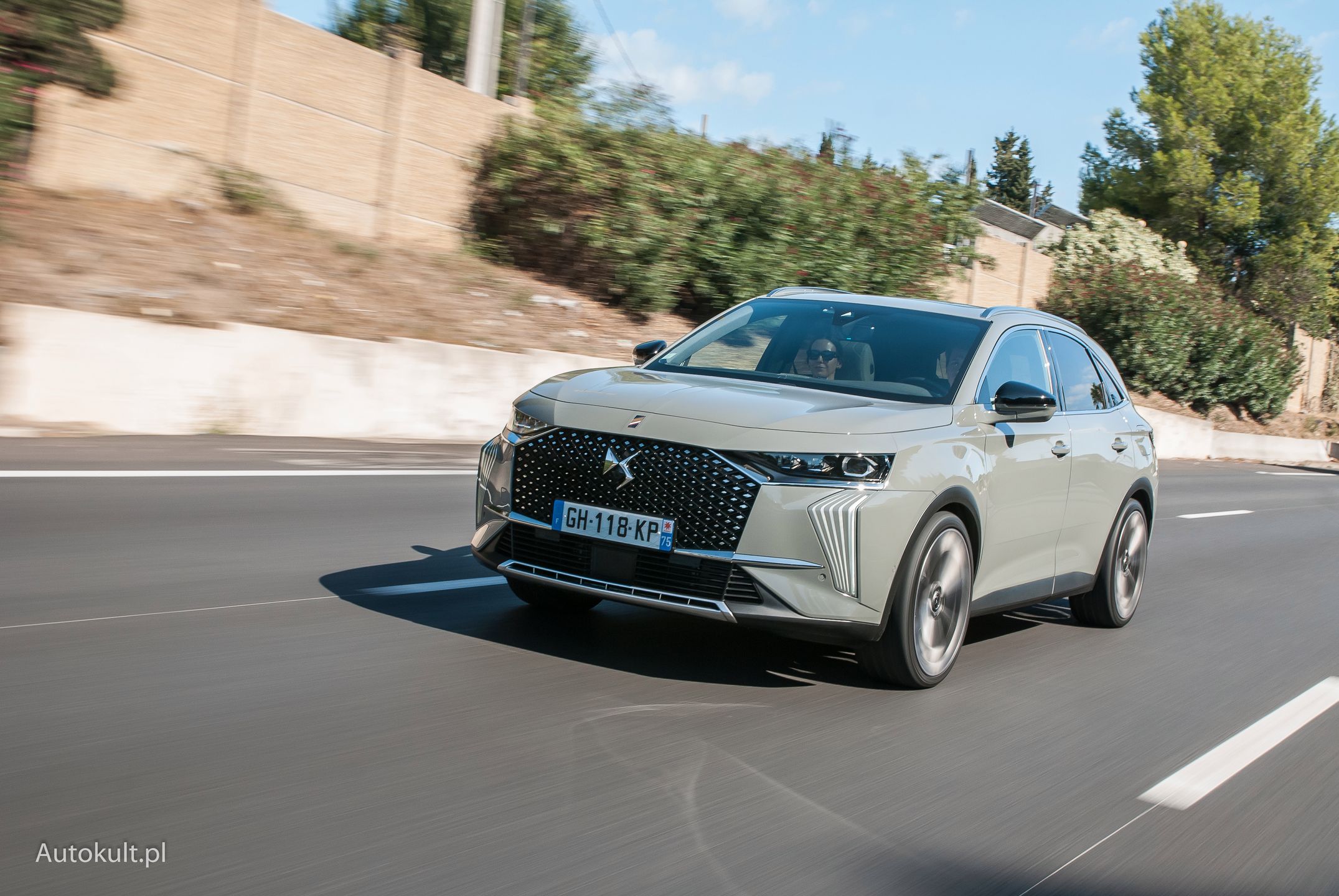 DS 7, już bez dopisku "crossback"
