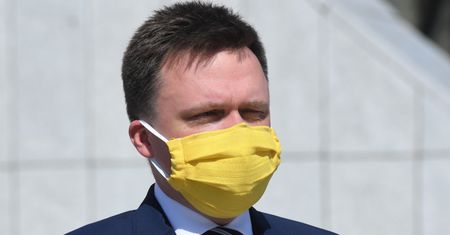 Koronawirus w Polsce. Wybory 2020. Szymon Hołownia rozważa wycofanie się ze startu
