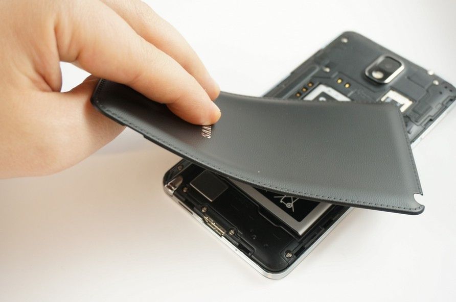 Galaxy Note 3 - bezkonkurencyjny phablet, ale niepozbawiony samsungowych wad [test] 4