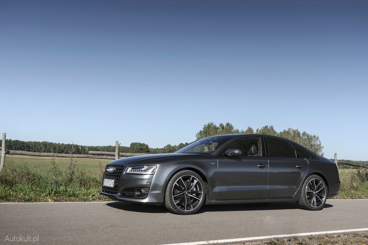 Audi S8 plus (2016)