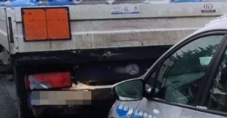 Wiózł butle z gazem, mając 3 promile. Zderzył się z ciężarówką