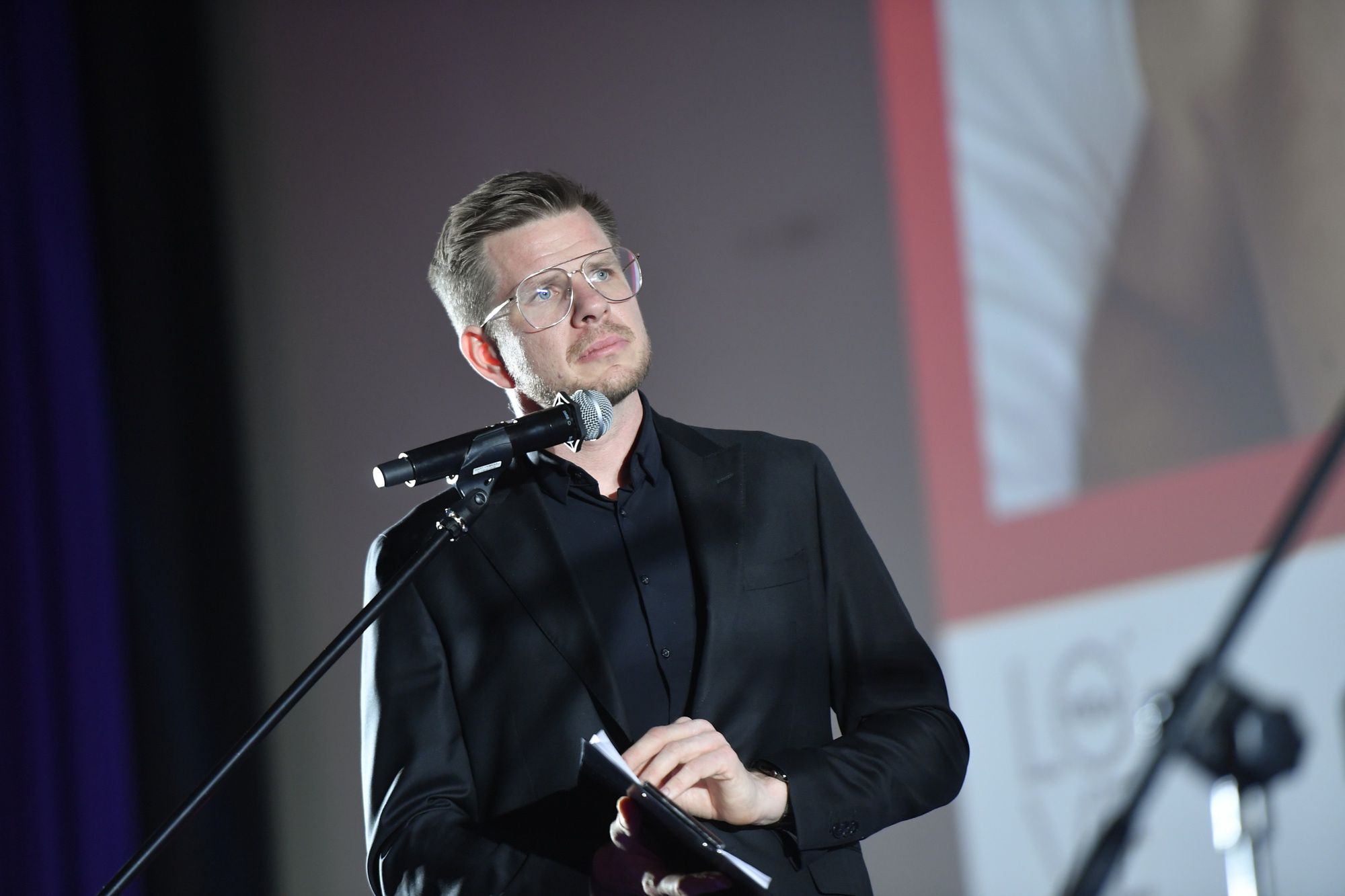TYLKO NA PUDELKU: Wiemy, dlaczego Filip Chajzer opuścił studio "Dzień Dobry TVN"