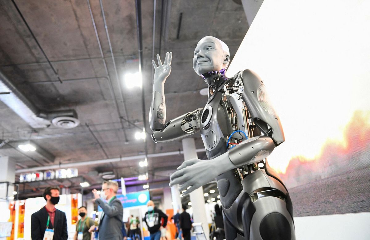 Polacy odpowiedzieli na pytanie, czy rozwój sztucznej inteligencji zagraża ludzkości