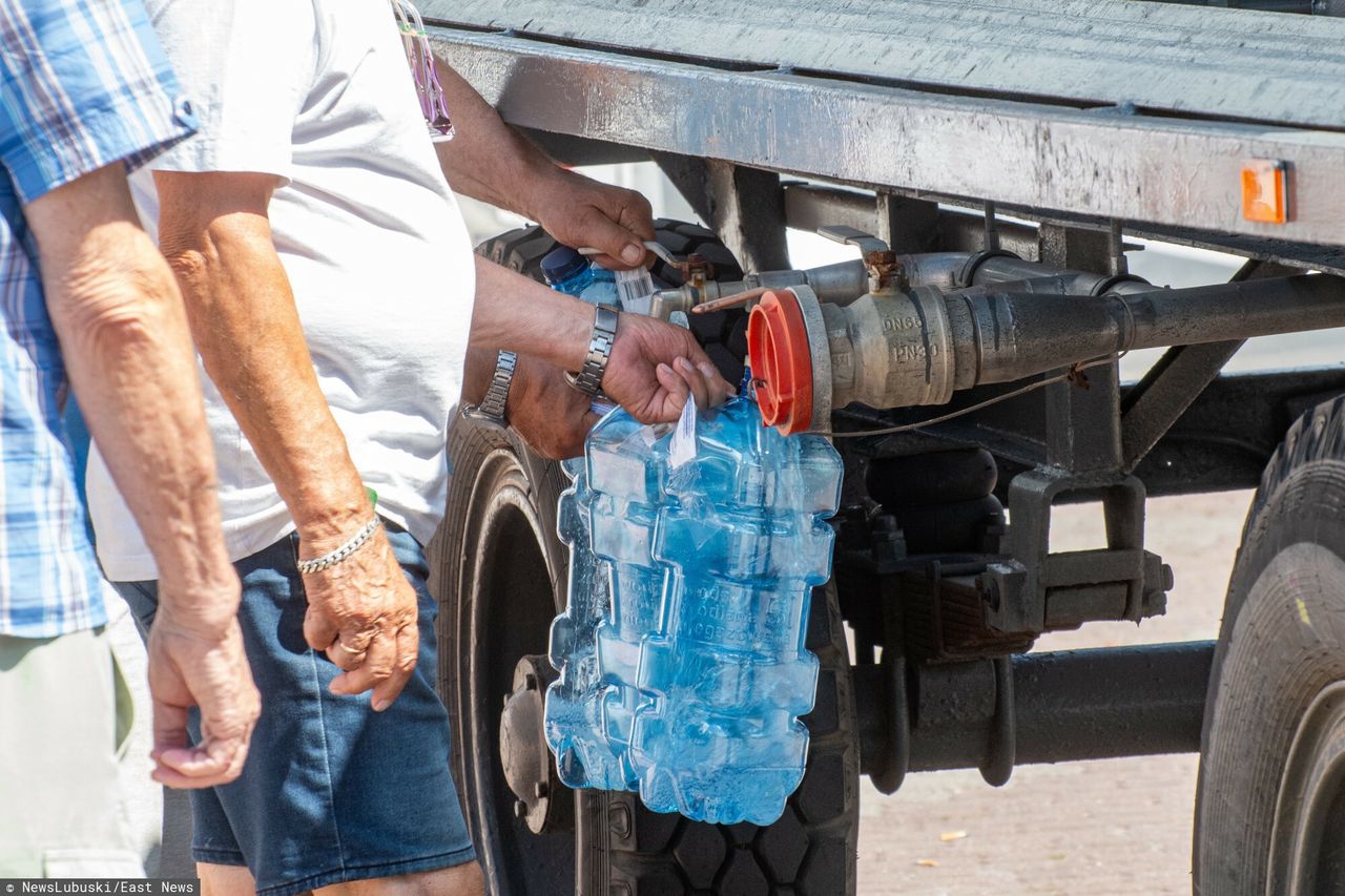 Tysiące osób musi gotować wodę. Sprawa z Łomży w prokuraturze