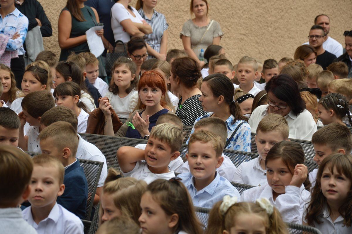 Stalowa Wola: Uroczyste rozpoczęcie roku szkolnego w rozbudowanej Szkole Podstawowej numer 11.