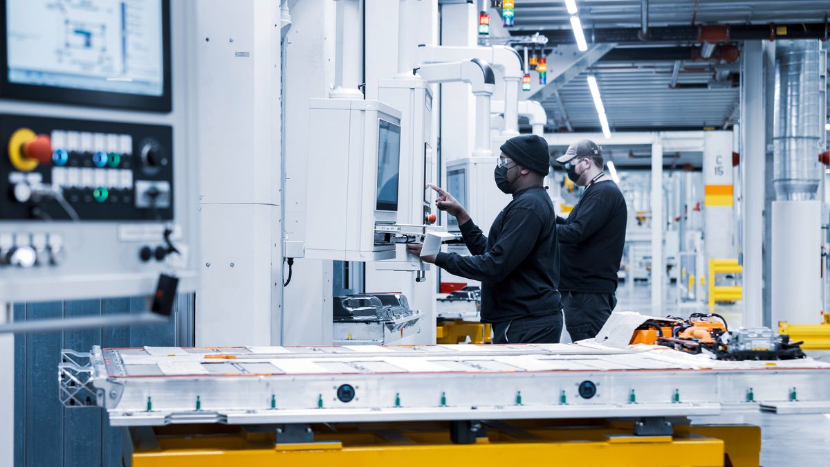 Mercedes jest w trakcie silnej ofensywy elektrycznej, ale zysk z niej może zmniejszyć się niemal w każdym momencie