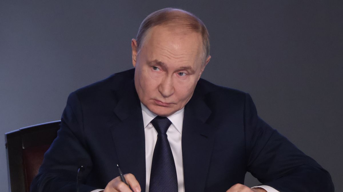 MOSCOW, RUSSIA - MARCH 5: (RUSSIA OUT) Russian President Vladimir Putin grimaces during the Expanded Board of the Ministry on March 5, 2025, in Moscow, Russia. Putin visited the headquarters of Russian Police for an annual speech. (Photo by Contributor/Getty Images)