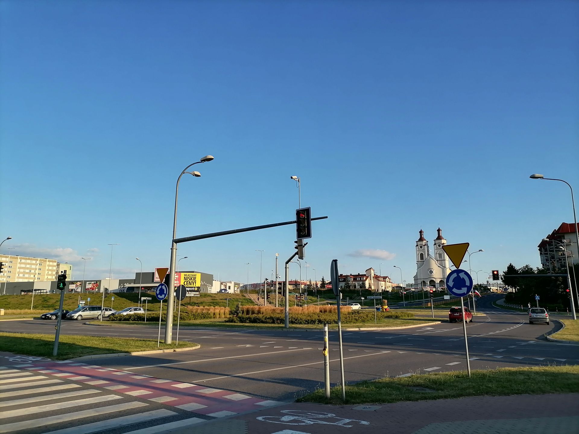 Huawei P40 lite E: test taniego chińczyka bez aplikacji Google 7