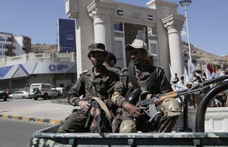 Ataki Huti nie ustają. Dochody Kanału Sueskiego spadły o 50 procent