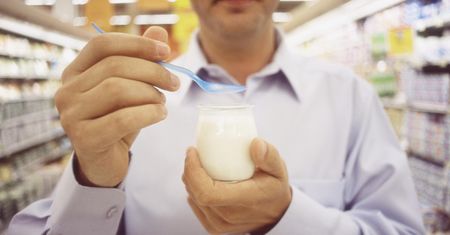 Zbadali w laboratorium popularne jogurty. Takie są wyniki kontroli