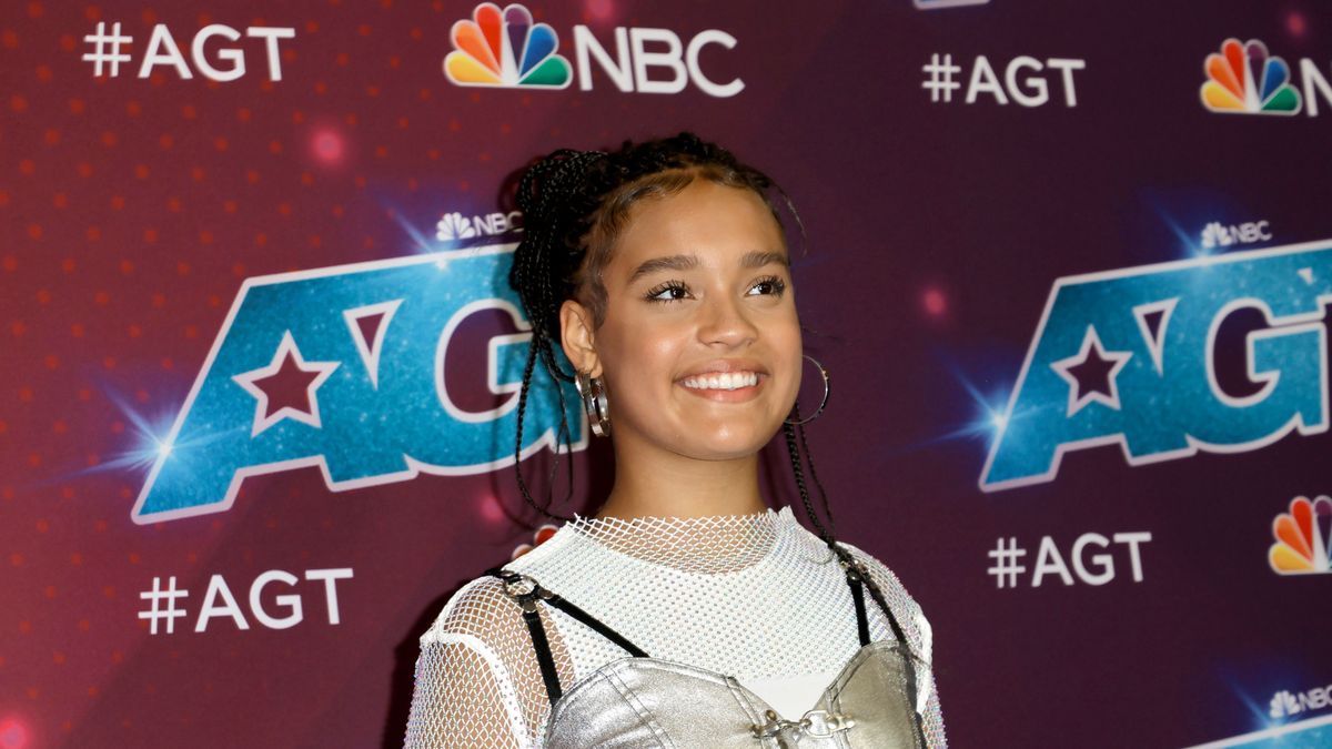 PASADENA, CALIFORNIA - AUGUST 23: Sara James attends the "America's Got Talent" Season 17 live show at Sheraton Pasadena Hotel on August 23, 2022 in Pasadena, California. (Photo by Kevin Winter/Getty Images)