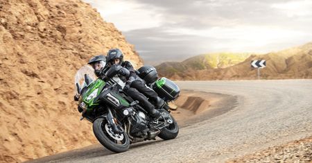 Kawasaki wraca z dużo tańszą, podstawową wersją modelu Versys 1000. Zachęca ceną