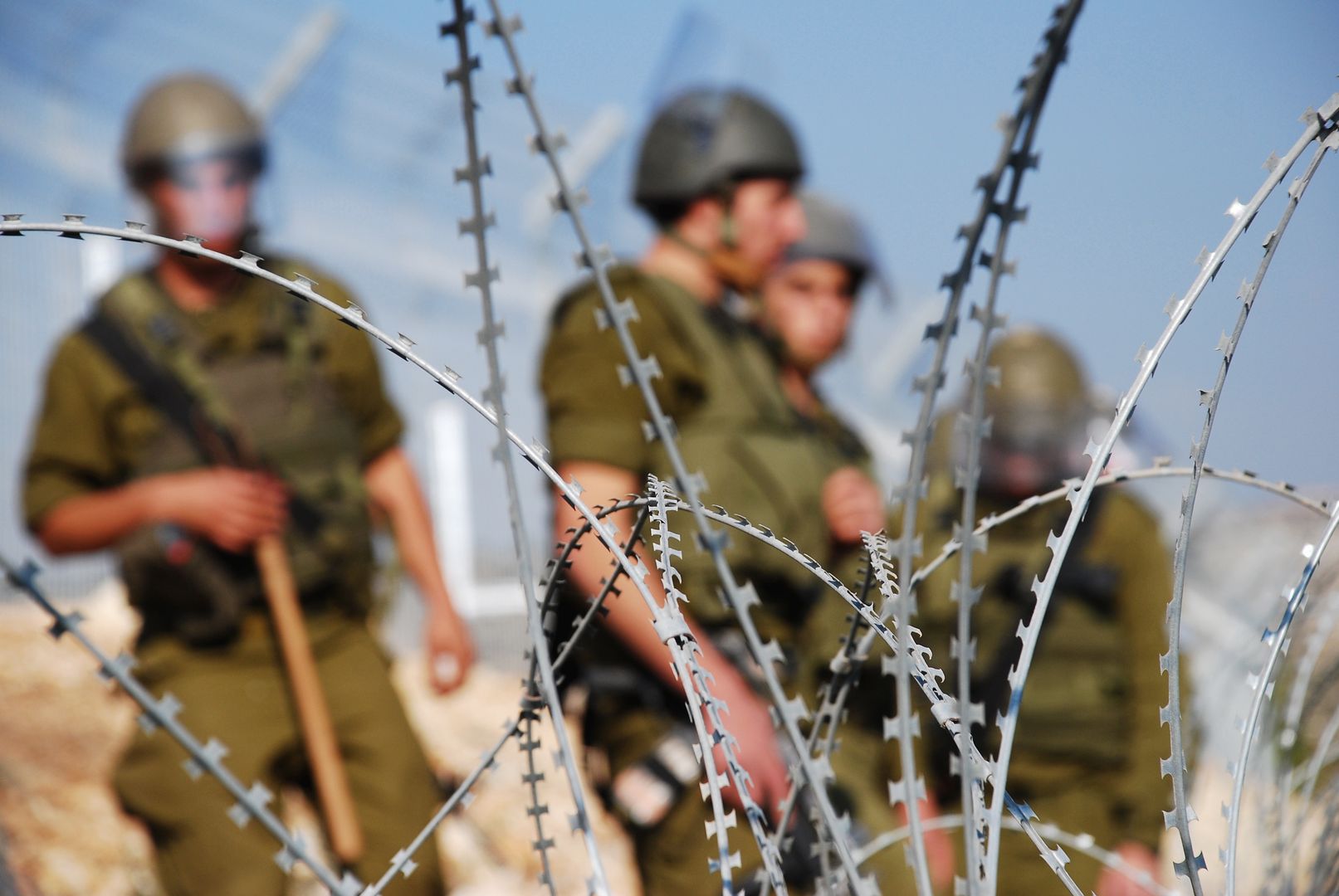 Izrael pod presją USA. Wycofał wojska z południa Strefy Gazy