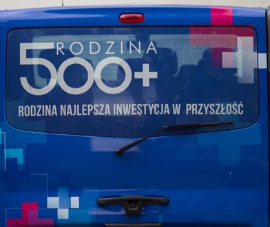 Waloryzacji 500+ nie będzie. Ale część rodziców dostanie po 12 tys. zł na dziecko