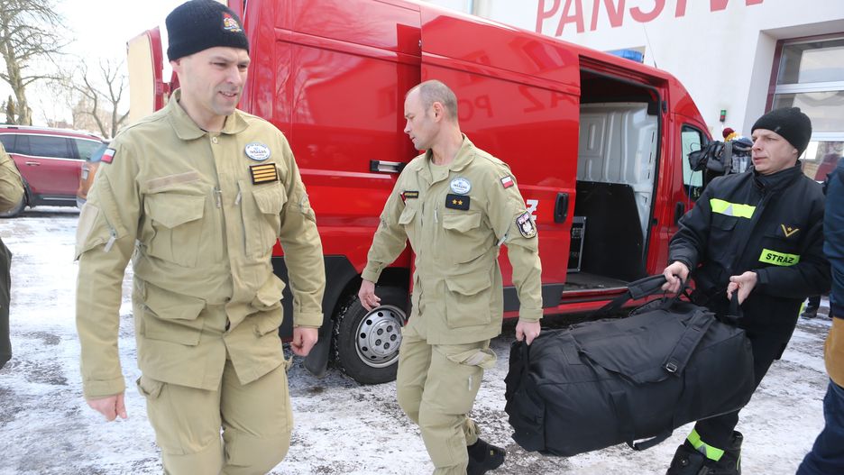 odprawa
Marian Zubrzycki
oprawa, PSP, ratownicy, ratowniczy, Stra�acy