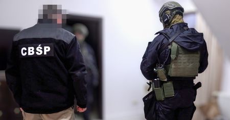 Potężne uderzenie w gang okradający tiry! Zatrzymano 10 osób