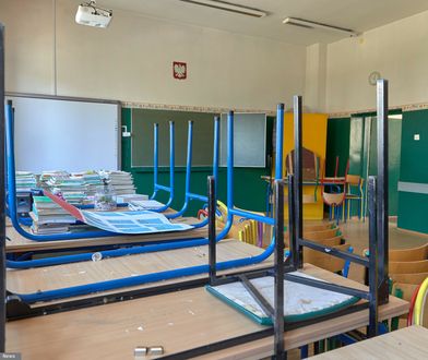 Koronawirus w szkołach. Zmarł kolejny nauczyciel