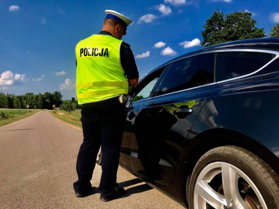 Wójt nietrzeźwy na zakończeniu roku szkolnego. Ma usłyszeć zarzuty