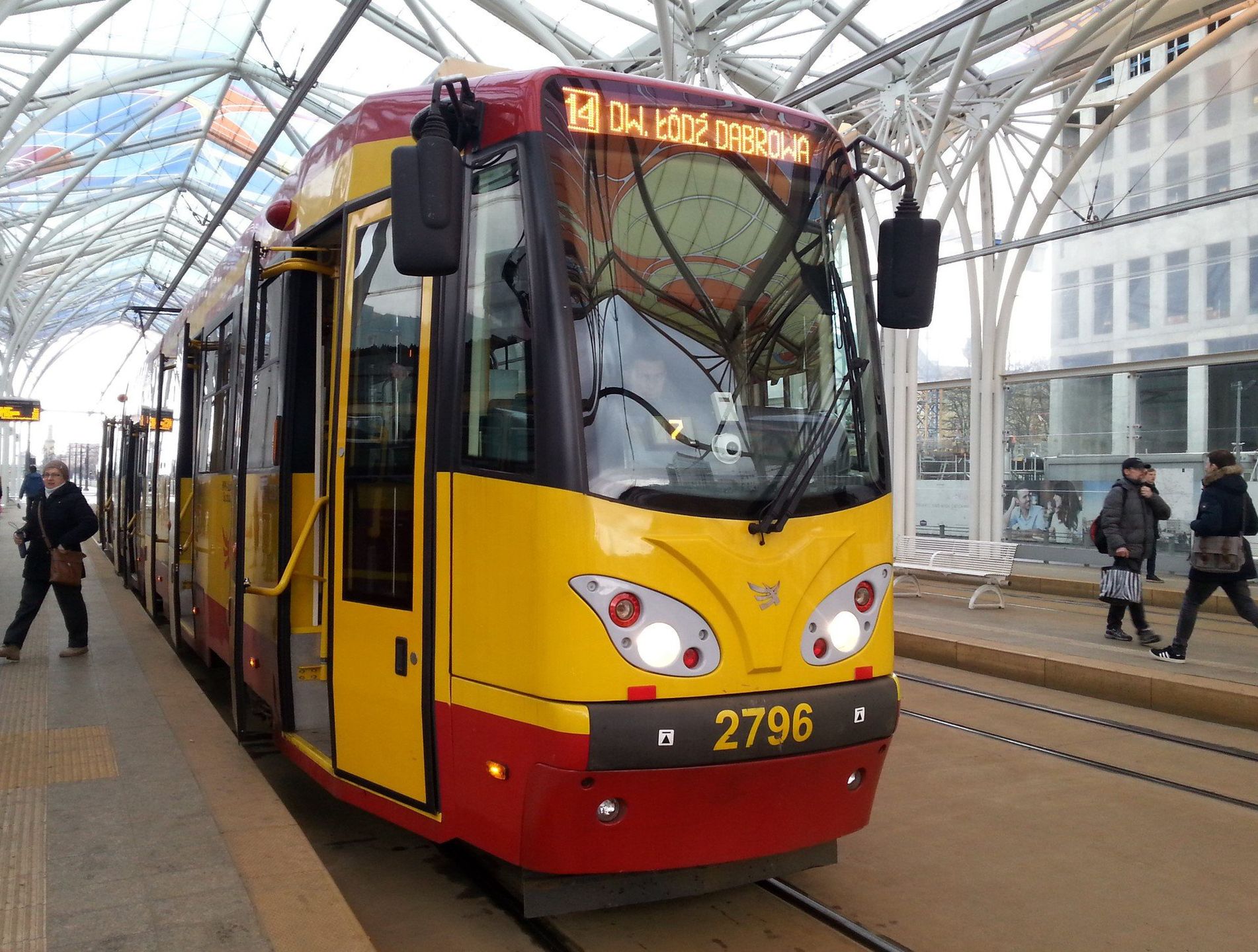 W łódzkim MPK tramwaje prowadzi 660 motorniczych. Potrzeba nowych aby reaktywować zawieszone linie, np. 13