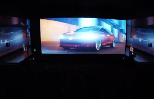 Volkswagen ID.3 1ST promowany kampanią w technologii ScreenX  (wideo)